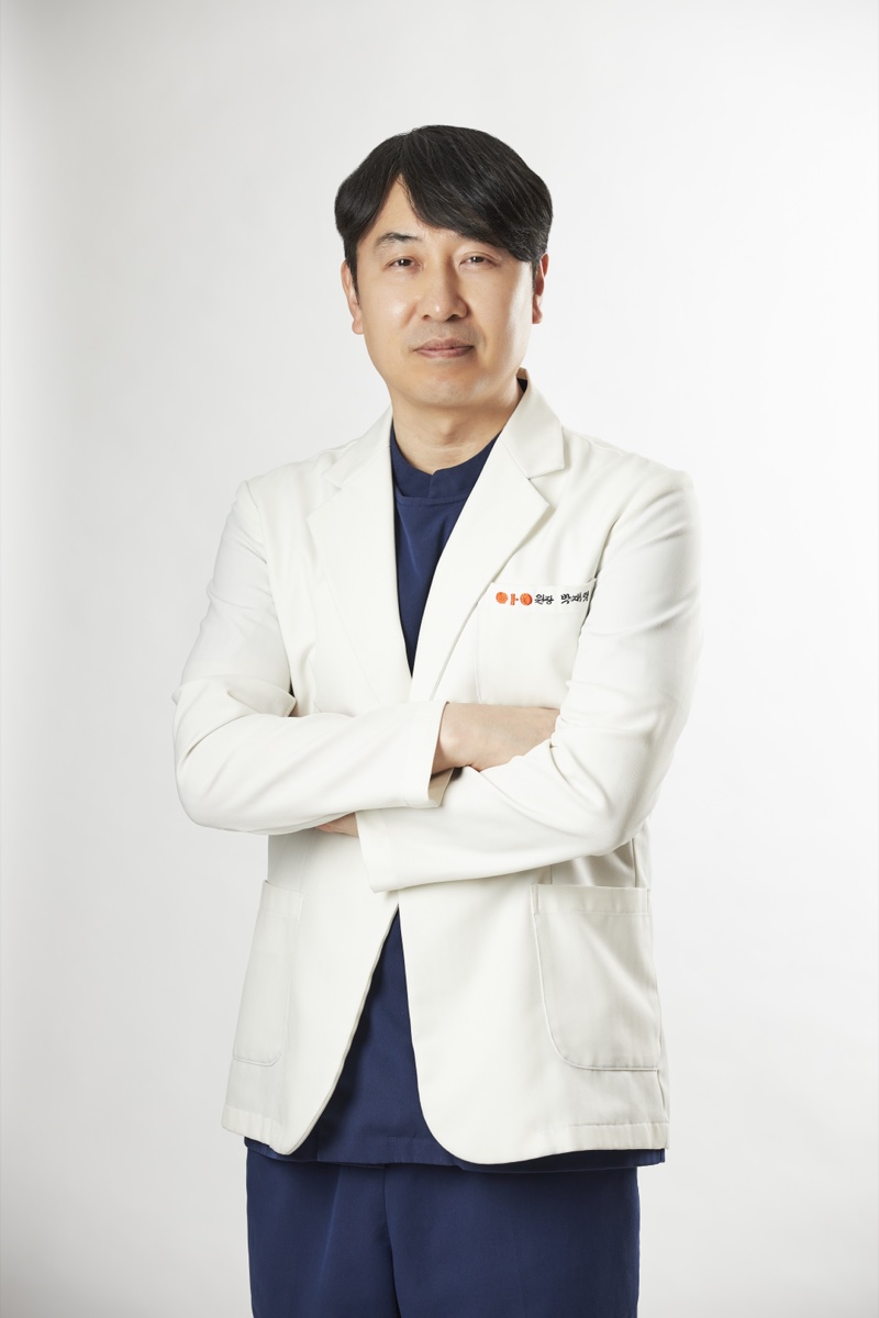 아이시티안과 박재덕 대표원장